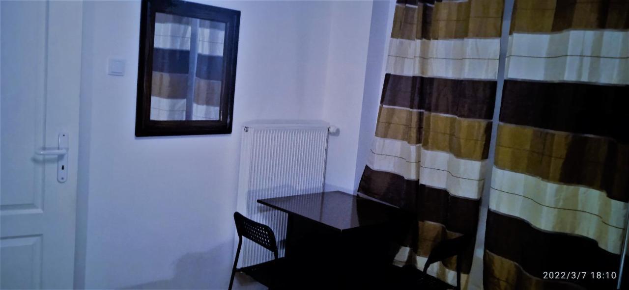 Florianska Newtown Apartment คราคูฟ ภายนอก รูปภาพ